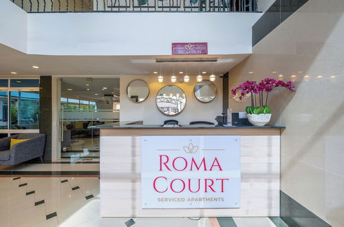 Photo 2 - Roma Courts Serviced Apartments