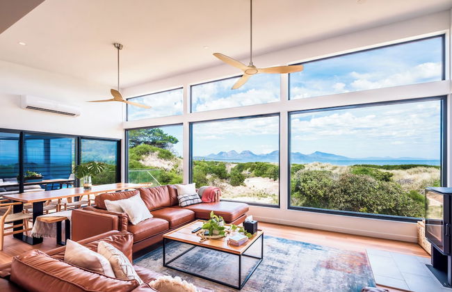 Coast Beachfront Retreat - Photo 21