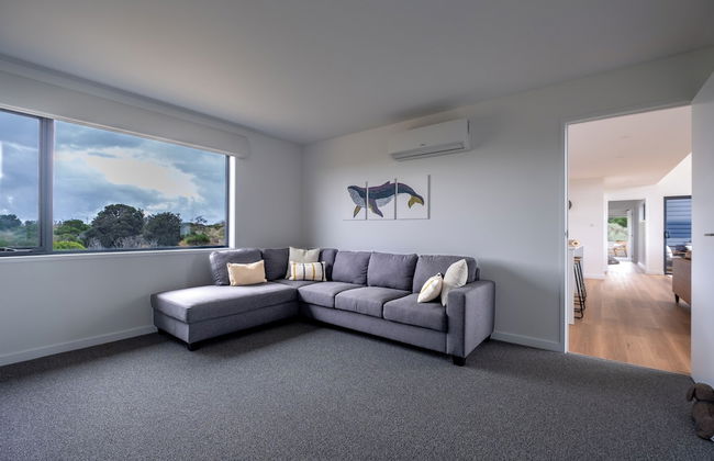 Coast Beachfront Retreat - Photo 22