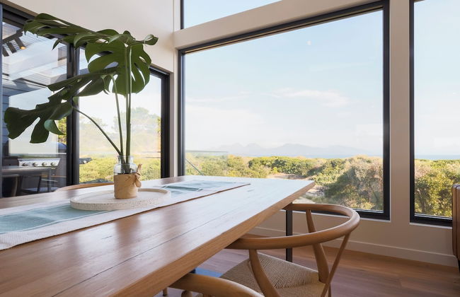 Coast Beachfront Retreat - Photo 31