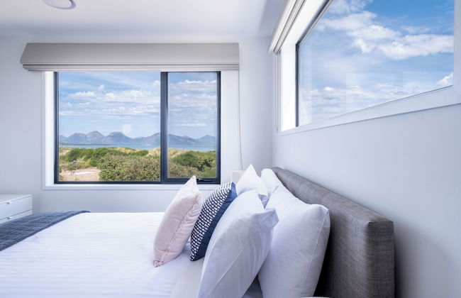 Coast Beachfront Retreat - Photo 6