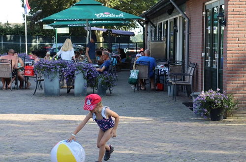 Photo 16 - Chalet in Udenhout With Veranda