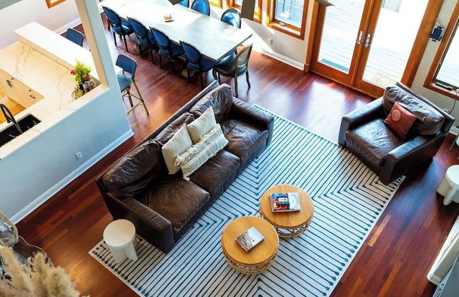 Luxurious Lake Park House: Sleeps 25, Pool, Hot-tub, Firepit and Game Room! - Foto 25