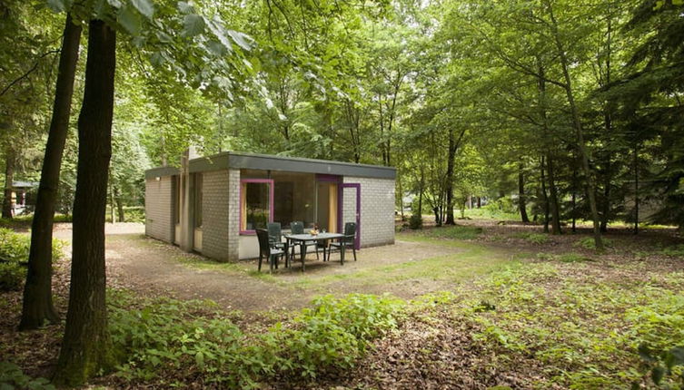 Foto 1 - Tidy Bungalow With Fireplace Located in the Veluwe