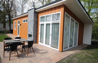 Foto 1 - Neat Chalet With Dishwasher, Surrounded by Forest