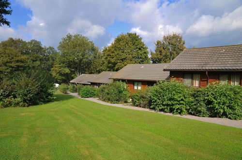 Photo 25 - Cozy Holiday Home With an Oven in a Green Area