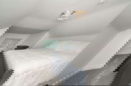 Photo 3 - Devou Park Cottage 2