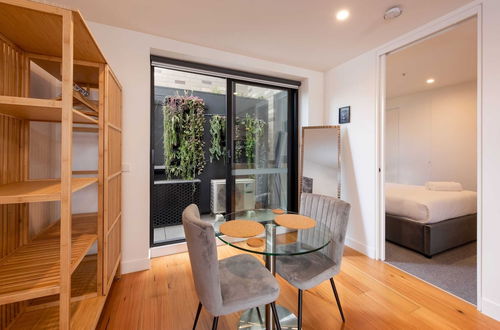 Foto 9 - Modern 1 Bedroom Apartment in Brunswick East Near CBD