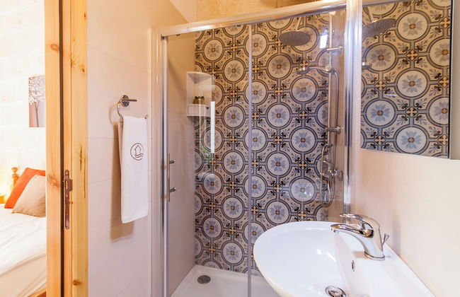 Naduri, Beautiful Gozitan Villa + Pool - Photo 25