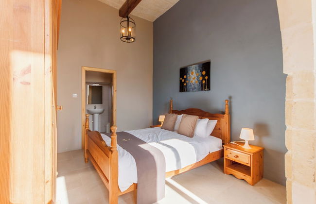 Naduri, Beautiful Gozitan Villa + Pool - Photo 8