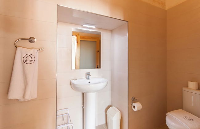 Naduri, Beautiful Gozitan Villa + Pool - Photo 22