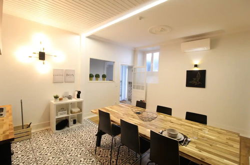 Photo 10 - Bright 1 Bedroom With Lovely Balcony in Lisbon