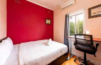 Photo 2 - 3 Bedroom Unit in the Heart of Beautiful Northcote