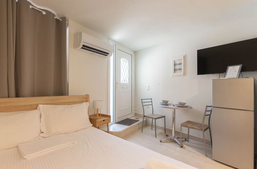 Foto 4 - Athens Plaka Family Suites