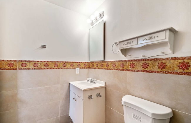 Amazing 2BD Steps From the Convention Center - Foto 8
