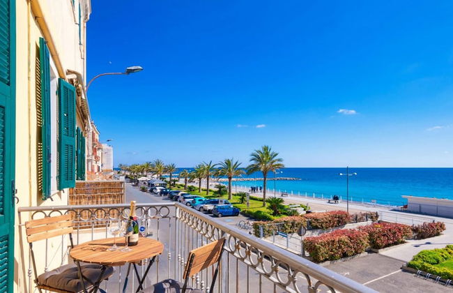 Appartamento Fronte Mare a Ospedaletti by Wonderful Italy - Foto 2