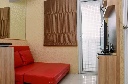 Photo 9 - Comfortable And Strategic 2Br At Green Pramuka City Apartment