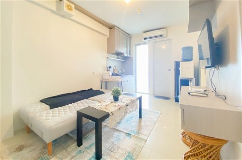 Foto 14 - Beautiful And Cozy 2Br Bassura City Apartment