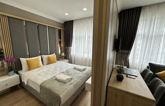 Photo 2 - H&L Suites