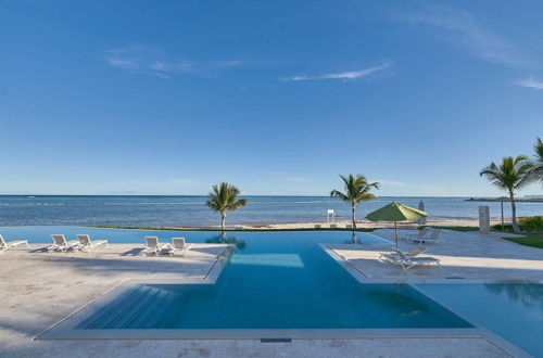 Photo 19 - Punta Palmera Beach Front With Private Cold Jacuzzi