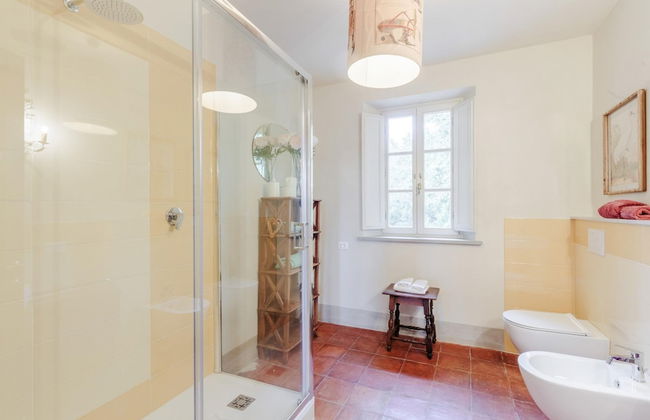 Villa Drago in Orentano - Photo 46