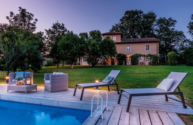 Villa Drago in Orentano - Photo 66