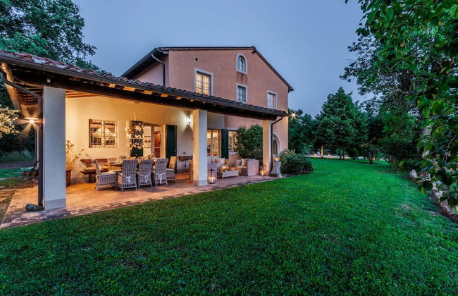 Villa Drago in Orentano - Photo 68