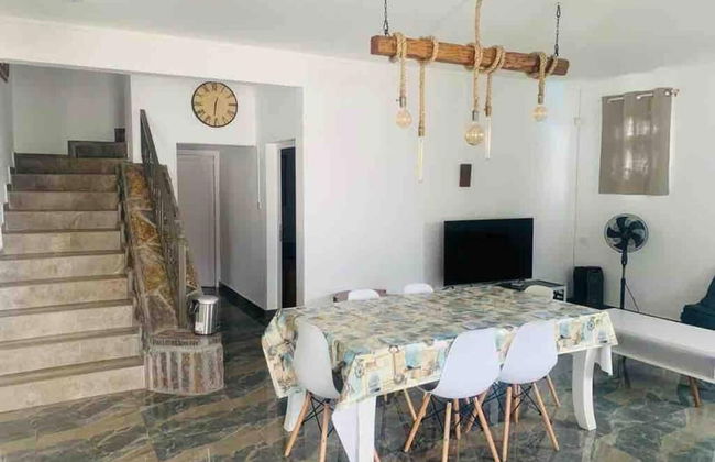 Spacious 4-bed Villa in Flic en Flac Roof top bar - Foto 17