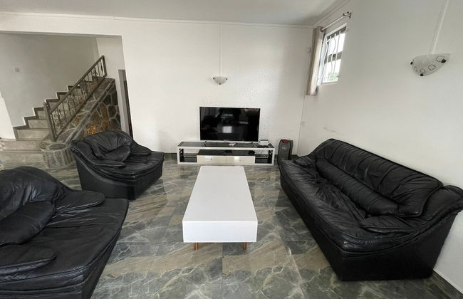 Spacious 4-bed Villa in Flic en Flac Roof top bar - Foto 18