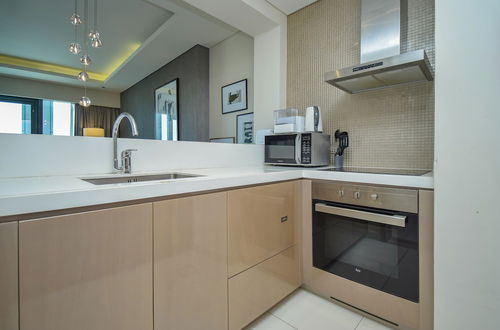 Photo 7 - Business Bay Paramount Towers 1BR