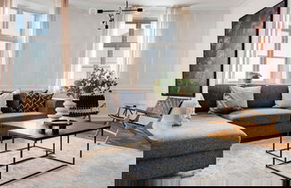 Photo 1 - Sanders Square - Spacious 6-bdr Apt Near Nyhavn