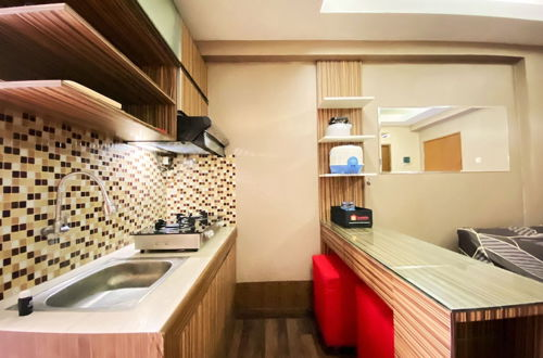 Photo 10 - Modern And Cozy Stay 2Br Apartment At Gateway Ahmad Yani Cicadas