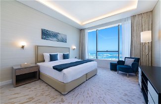 Photo 2 - Maison Privee - Luxury Apt w/ Fabulous Views over Palm Jumeirah