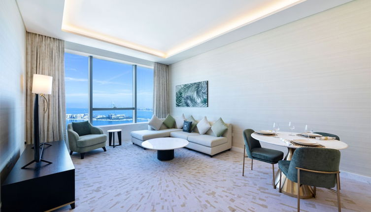 Photo 1 - Maison Privee - Luxury Apt w/ Fabulous Views over Palm Jumeirah