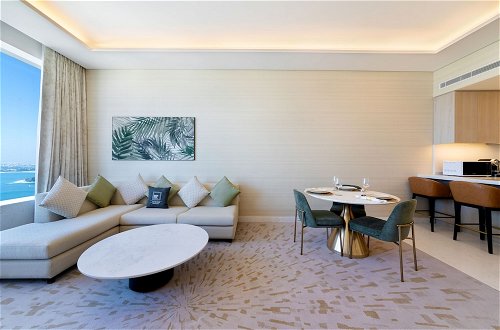 Photo 29 - Maison Privee - Luxury Apt w/ Fabulous Views over Palm Jumeirah