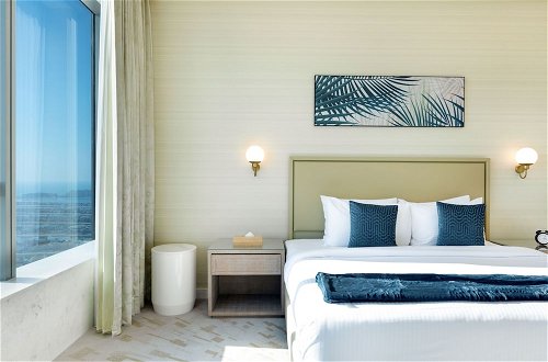 Foto 12 - Maison Privee - Luxury Apt w/ Fabulous Views over Palm Jumeirah