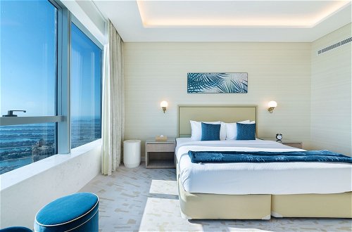 Foto 15 - Maison Privee - Luxury Apt w/ Fabulous Views over Palm Jumeirah