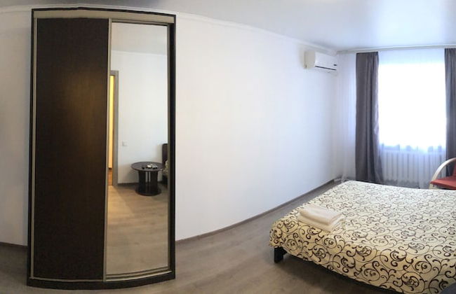 Apartment near Downtown - Photo 5