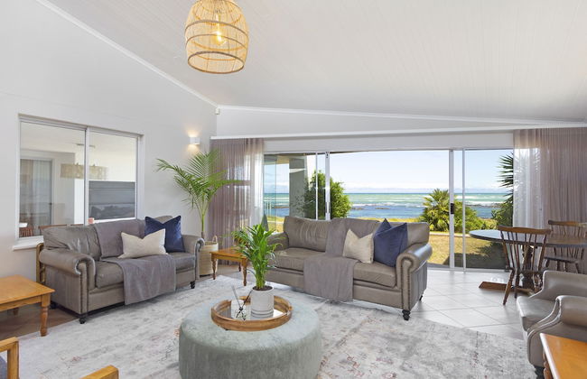 Villa Kyma by HostAgents - Photo 4