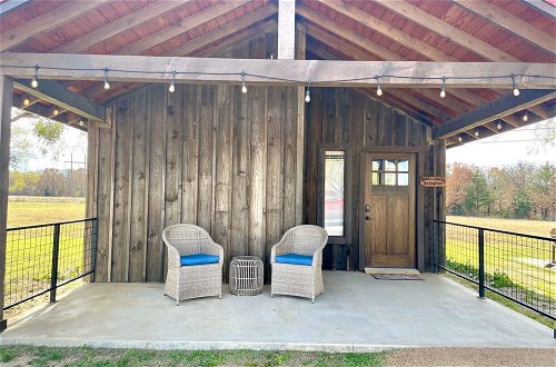 Foto 15 - The Kingfisher Cabin 15min to Magnolia Baylor