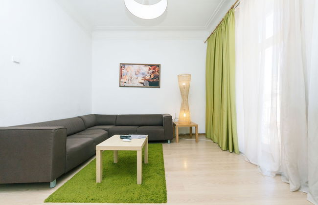 Rent Kiev Lva Tolshtoho Square - Photo 27