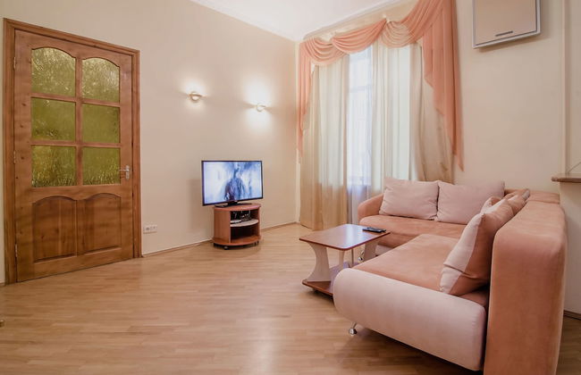 Rent Kiev Lva Tolshtoho Square - Photo 24