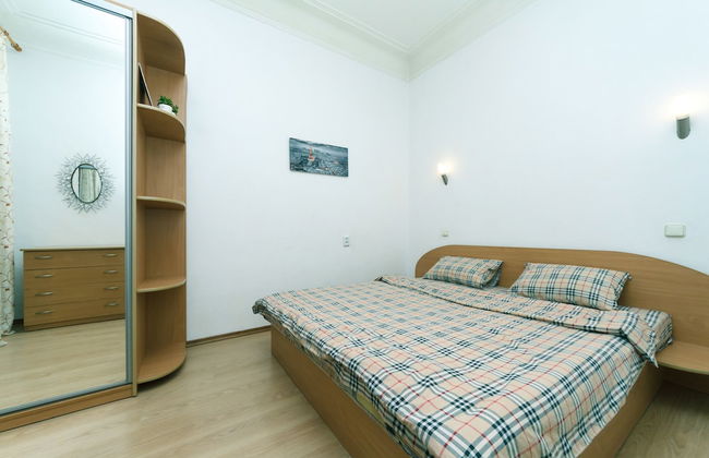 Rent Kiev Lva Tolshtoho Square - Photo 46