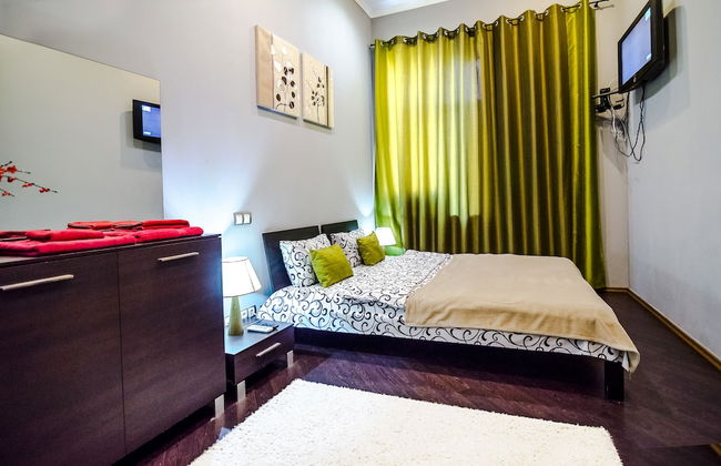 Rent Kiev Lva Tolshtoho Square - Photo 37