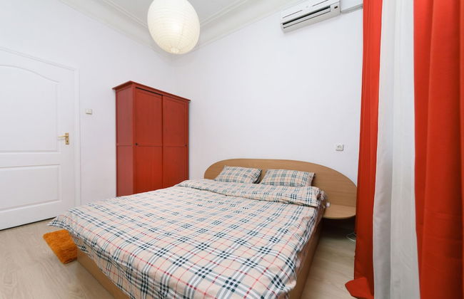 Rent Kiev Lva Tolshtoho Square - Photo 45