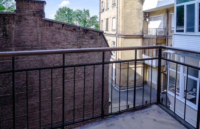 Rent Kiev Lva Tolshtoho Square - Photo 29