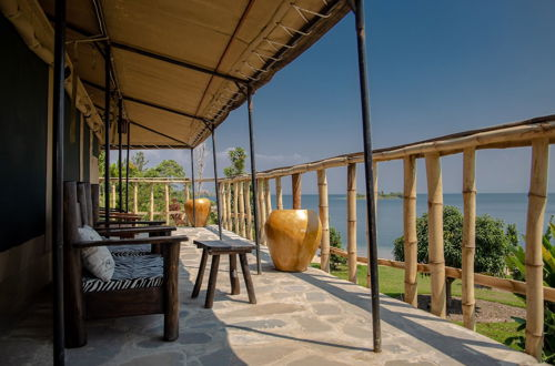 Foto 5 - room in Lodge - Find a Quiet Beach Resort at Rushel Kivu Resort
