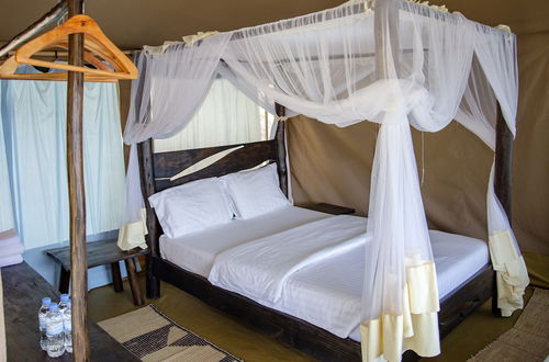 Foto 4 - room in Lodge - Find a Quiet Beach Resort at Rushel Kivu Resort