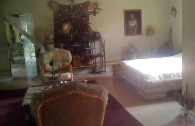 Lovely 3-bdrm Cottage W/private Patios/pkg Sanyang - Photo 6