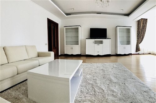 Photo 26 - Luxury Condominium. Kiev center.